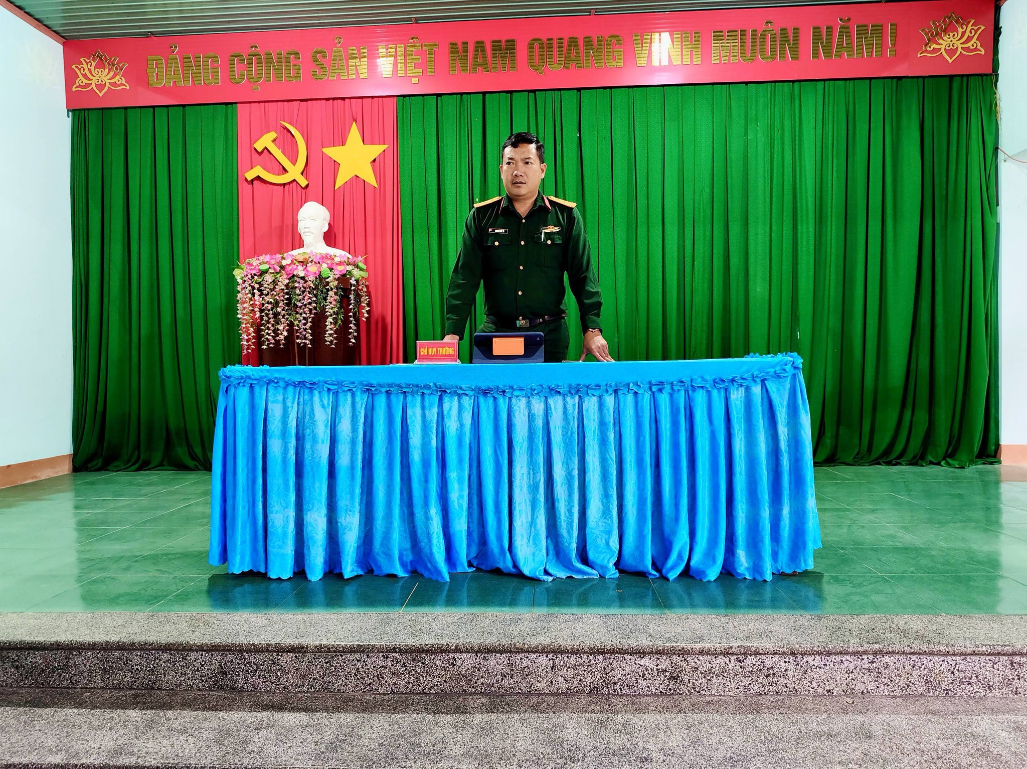 Ban Chỉ huy Quân sự xã M’Drắk: Triển khai nhiệm vụ bảo đảm an ninh các điểm bầu cử và công tác chuẩn bị huấn luyện.